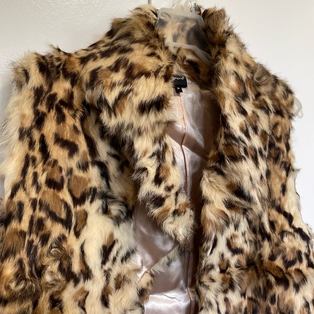 Gorgeous Cejion fur vest.  Animal print. Like New.  Medium.  Glam. Luxe.